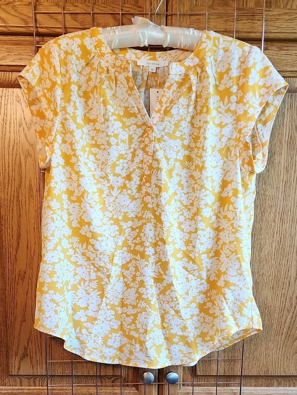fun 2 fun Yellow Floral Short-Sleeve Top, Size L